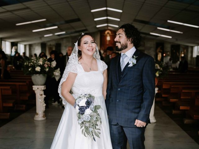 La boda de Carlos y Reyna en Gustavo A. Madero, Ciudad de México 17