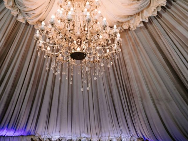 La boda de Carlos y Reyna en Gustavo A. Madero, Ciudad de México 32