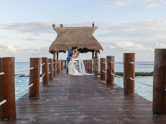 La boda de Clark y Stephanie en Playa del Carmen, Quintana Roo 24