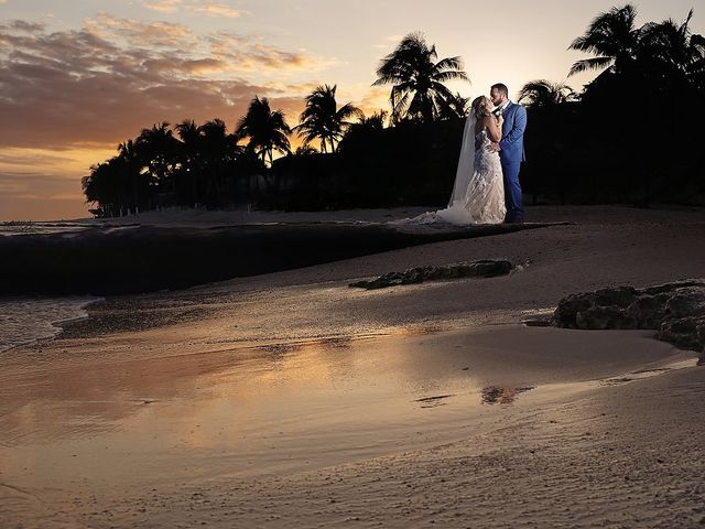 La boda de Clark y Stephanie en Playa del Carmen, Quintana Roo 25