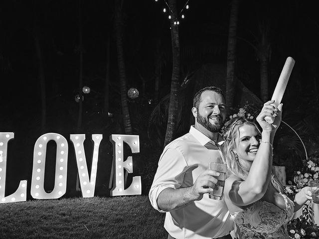 La boda de Clark y Stephanie en Playa del Carmen, Quintana Roo 37