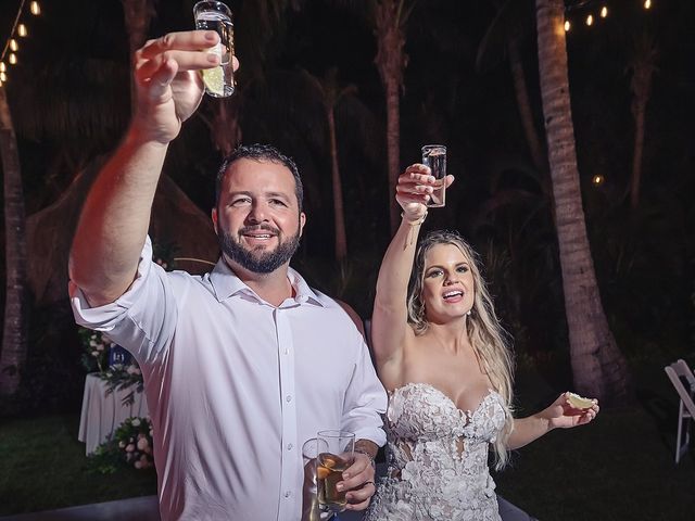 La boda de Clark y Stephanie en Playa del Carmen, Quintana Roo 41