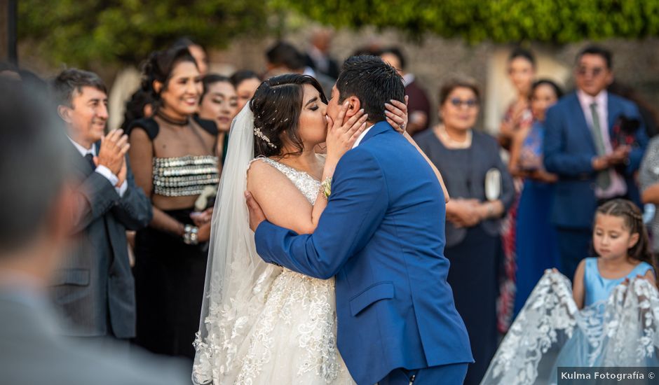 La boda de Mike y Thania en Cholula, Puebla