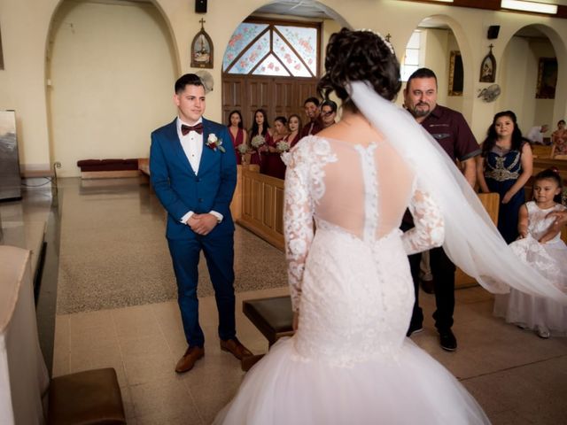 La boda de Mario y Yahaira  en Tijuana, Baja California 14