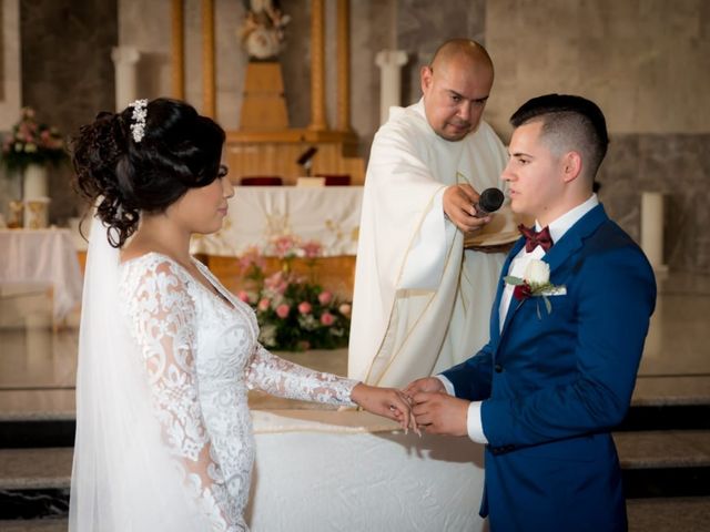 La boda de Mario y Yahaira  en Tijuana, Baja California 16