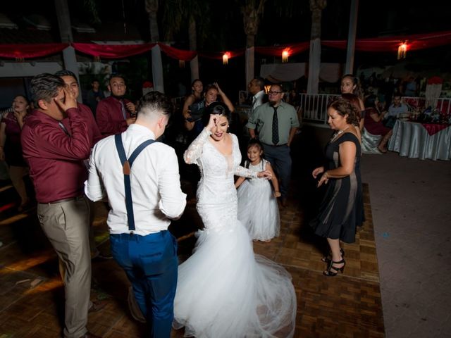 La boda de Mario y Yahaira  en Tijuana, Baja California 54
