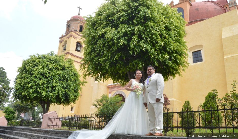 La boda de Ricardo y Adriana en Xochimilco, Ciudad de México