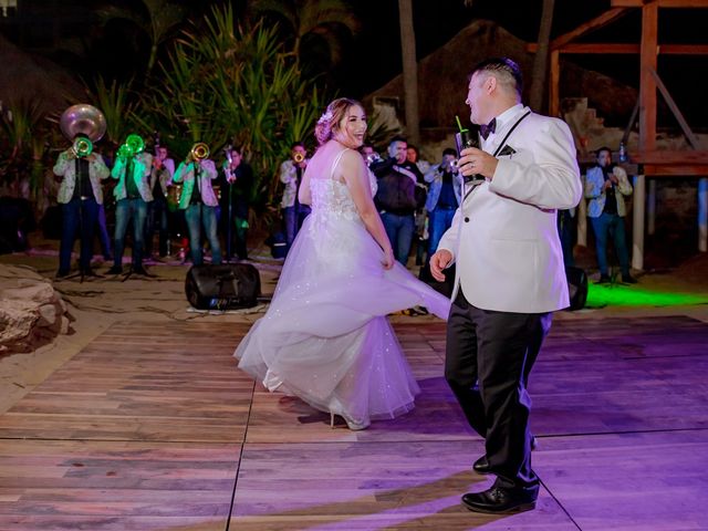 La boda de Ufuk y Mirna en Mazatlán, Sinaloa 40