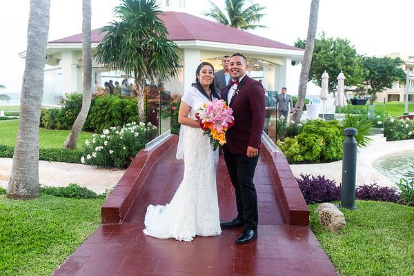 La boda de Alexander  y Lizbeth  en Cancún, Quintana Roo 19