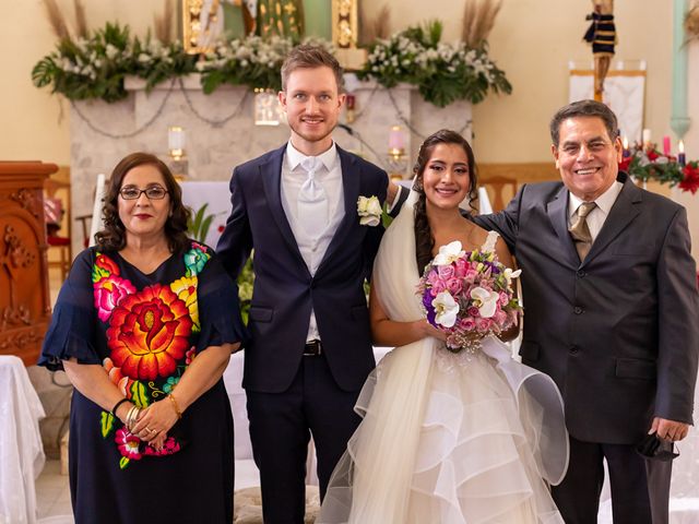 La boda de Sascha y Cinthya en Huajuapan de León, Oaxaca 42