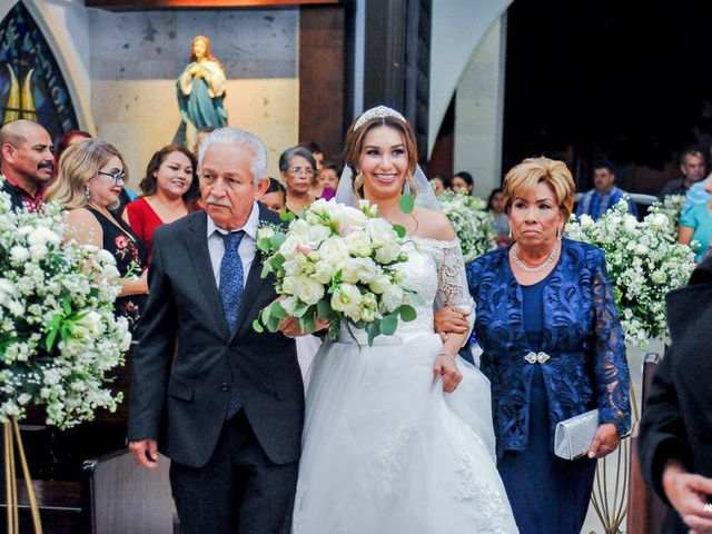 La boda de Emmanuel y Ilse en Los Mochis, Sinaloa 25
