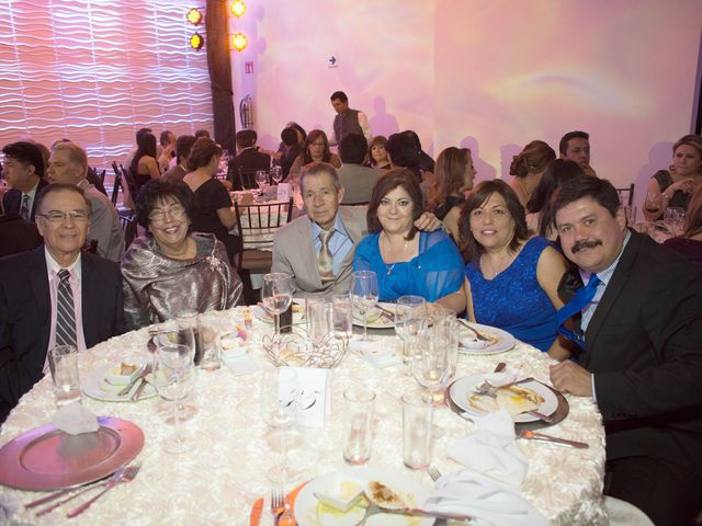 La boda de Pablo y Lorena en Saltillo, Coahuila 64