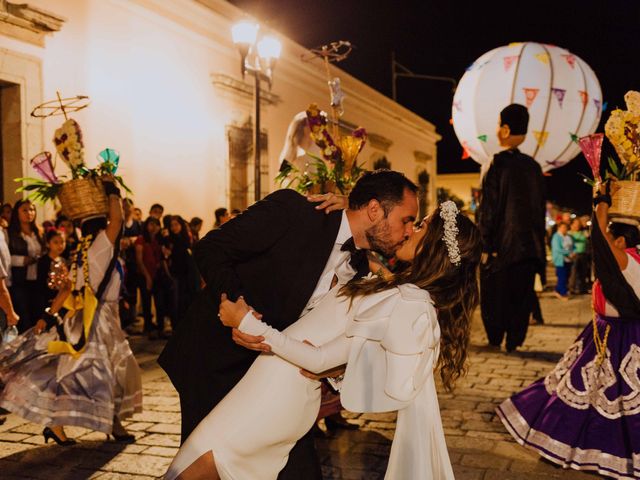 La boda de Paco y Liss en Oaxaca, Oaxaca 29