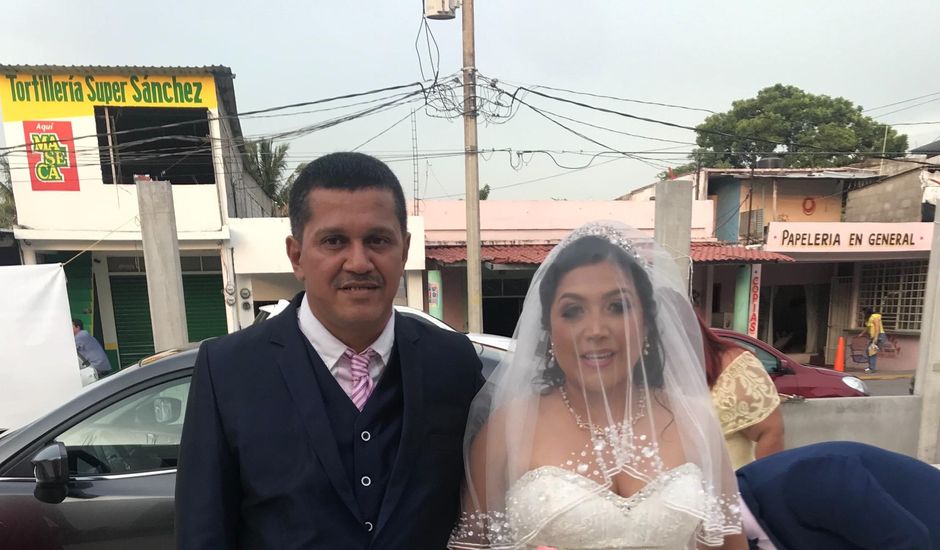 La boda de Antonio y Ana Iris  en Villahermosa, Tabasco