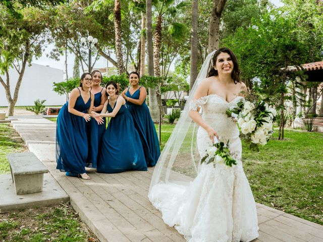 La boda de Leo y Brianna en Tijuana, Baja California 27