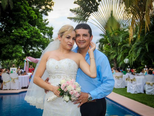 La boda de Laure y Male  en Ixtapa Zihuatanejo, Guerrero 10