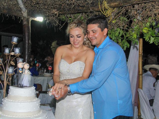 La boda de Laure y Male  en Ixtapa Zihuatanejo, Guerrero 18