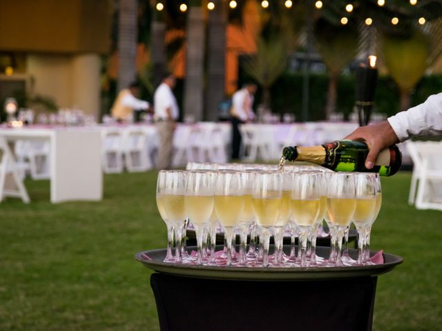 La boda de Christian y Maggie en Puerto Vallarta, Jalisco 23