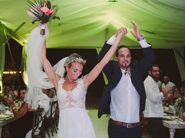 La boda de Rodrigo y Lucero en Cozumel, Quintana Roo 33