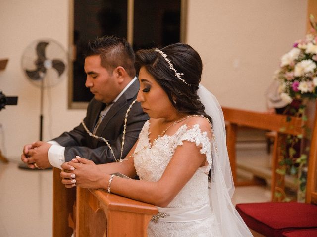 La boda de Christian  y Virginia  en Campeche, Campeche 6