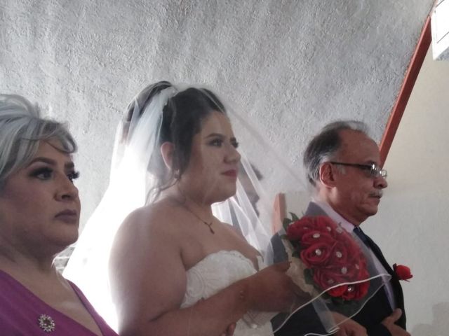 La boda de Carlos  y Karen  en León, Guanajuato 5