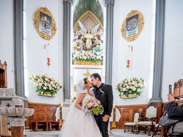 La boda de Miguel Ángel y Cynthia en Cuauhtémoc, Ciudad de México 25