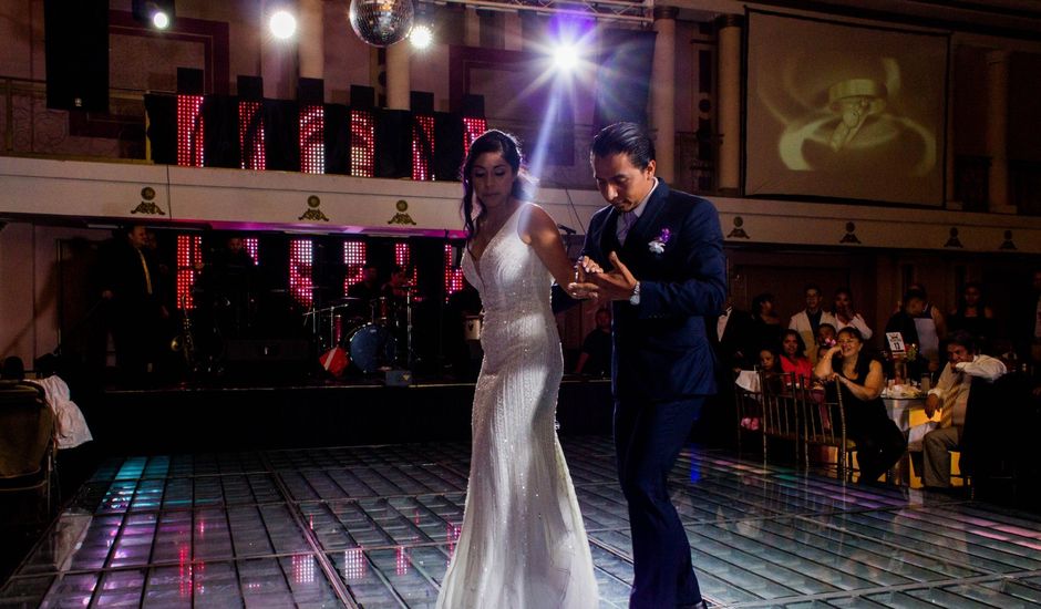 La boda de Diana Elizabeth y Óscar Daniel en Iztapalapa, Ciudad de México