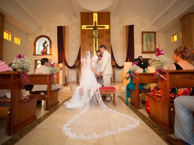 La boda de Jesus  y Karla Priscila  en Manzanillo, Colima 15