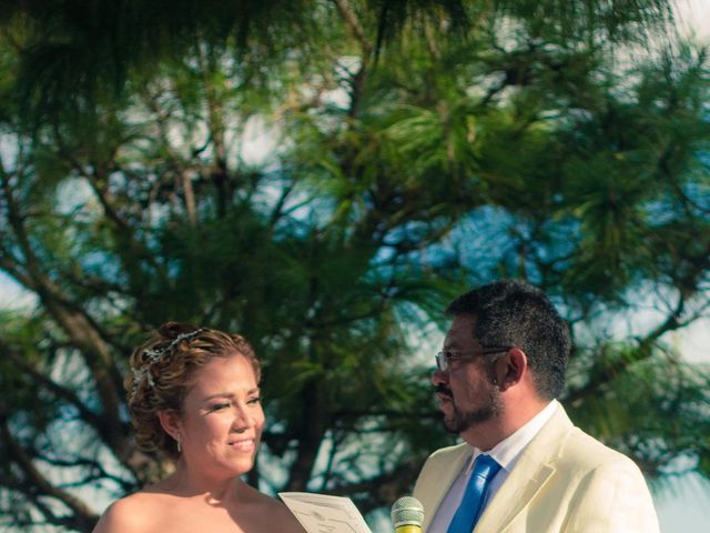 La boda de Enrique y Xochitl en San Cristóbal de la Barranca, Jalisco 27