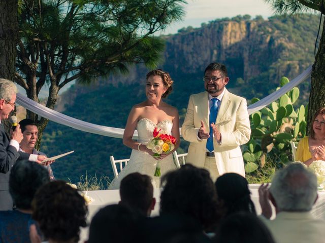 La boda de Enrique y Xochitl en San Cristóbal de la Barranca, Jalisco 28