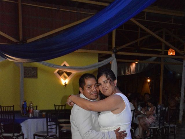 La boda de Pedro y Maricela en Manzanillo, Colima 7