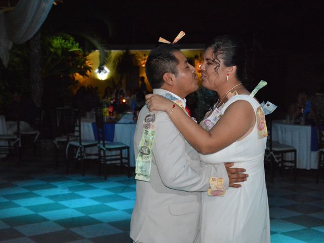 La boda de Pedro y Maricela en Manzanillo, Colima 8