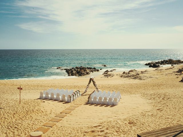 La boda de Oleksander y Chloe en Cabo San Lucas, Baja California Sur 29