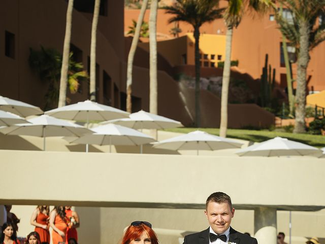 La boda de Oleksander y Chloe en Cabo San Lucas, Baja California Sur 31