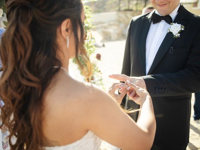 La boda de Oleksander y Chloe en Cabo San Lucas, Baja California Sur 41