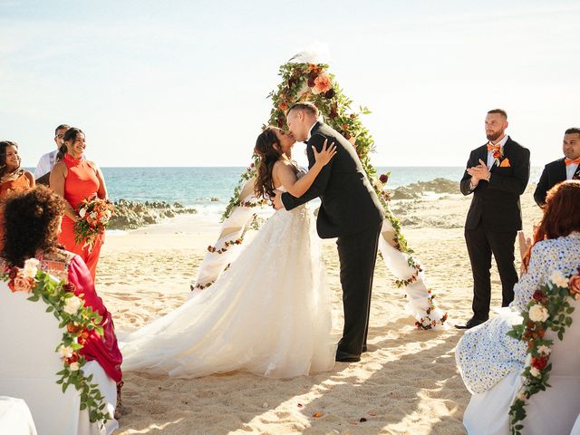 La boda de Oleksander y Chloe en Cabo San Lucas, Baja California Sur 45