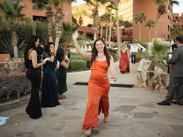 La boda de Oleksander y Chloe en Cabo San Lucas, Baja California Sur 63