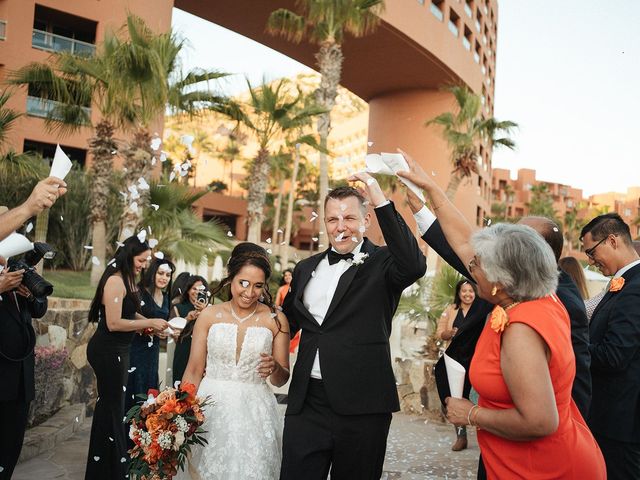 La boda de Oleksander y Chloe en Cabo San Lucas, Baja California Sur 68