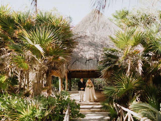 La boda de Humberto y Lil en Playa del Carmen, Quintana Roo 46