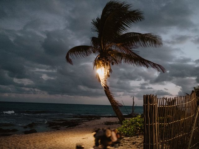 La boda de Humberto y Lil en Playa del Carmen, Quintana Roo 114