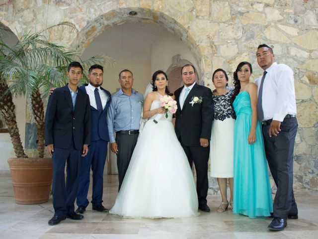 La boda de Manuel y Cynthia en Saltillo, Coahuila 17