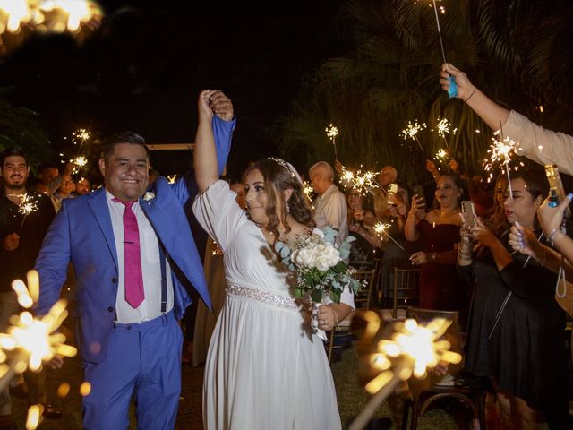 La boda de Daniel y Karla en Playa Vicente, Veracruz 34