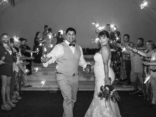 La boda de Dave y Gin en Cancún, Quintana Roo 20