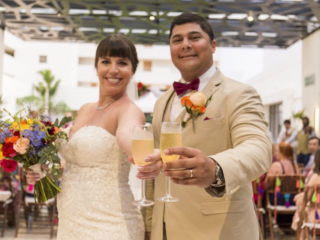 La boda de Dave y Gin en Cancún, Quintana Roo 41