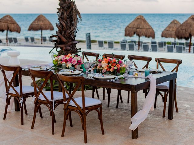 La boda de Dave y Gin en Cancún, Quintana Roo 71