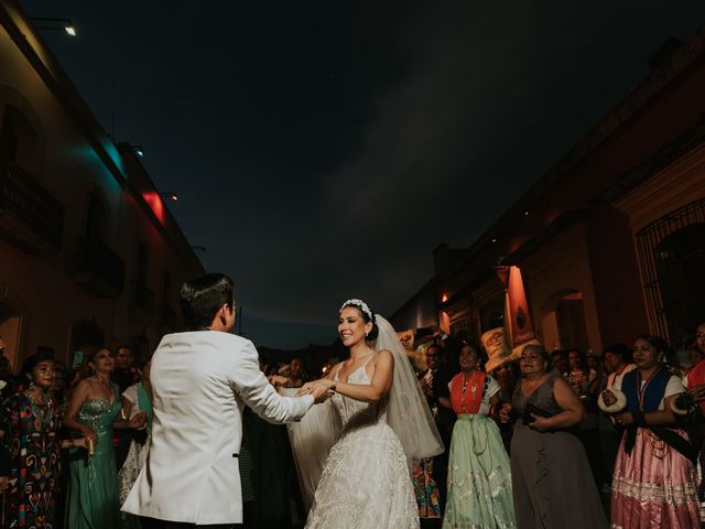 La boda de Rodolfo y Melanie en Oaxaca, Oaxaca 61