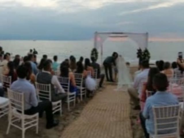 La boda de Fran y Marifer  en Puerto Vallarta, Jalisco 4