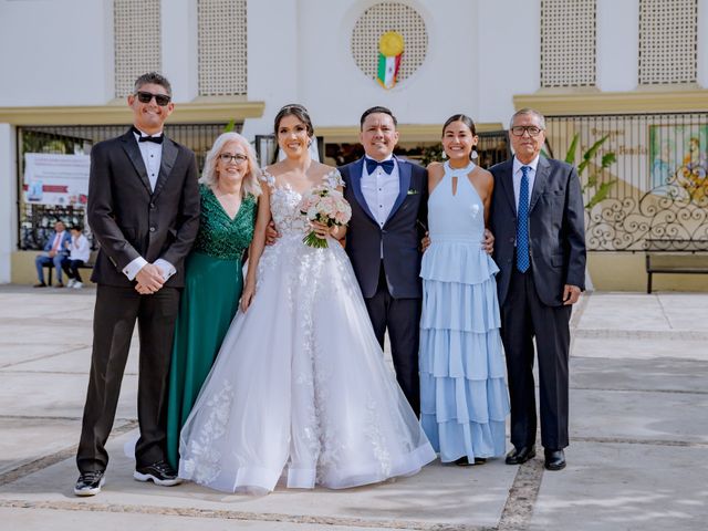 La boda de Jaime y Elisa en Mazatlán, Sinaloa 23
