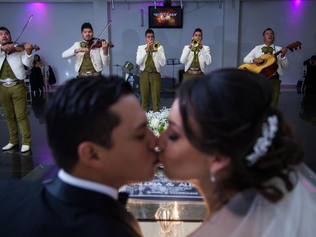 La boda de Alberto  y Valeria  en San Luis Potosí, San Luis Potosí 19