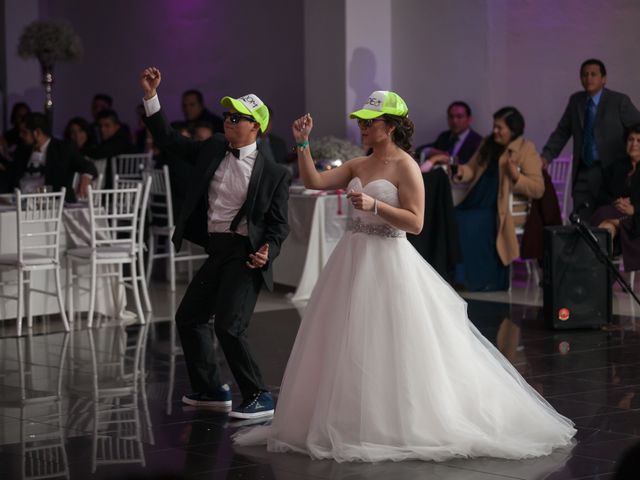 La boda de Alberto  y Valeria  en San Luis Potosí, San Luis Potosí 23
